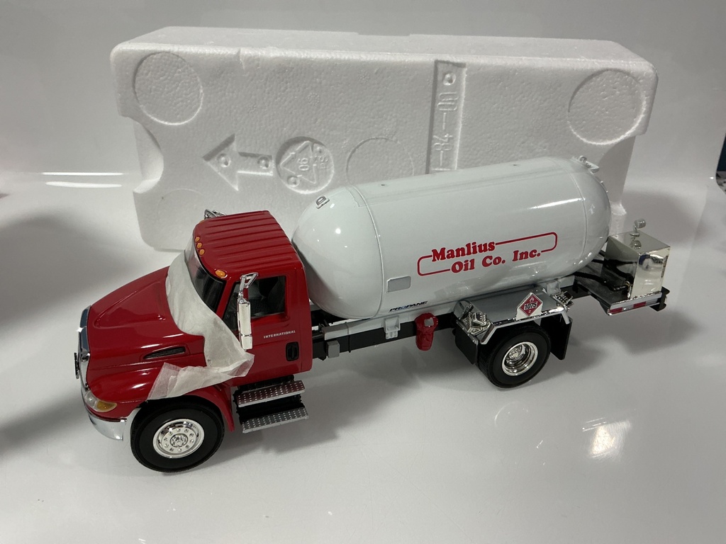 1/34 FIRST GEAR INTERNATIONAL 4400 PROPANE TRUCK 10–3 188C - Photo 4