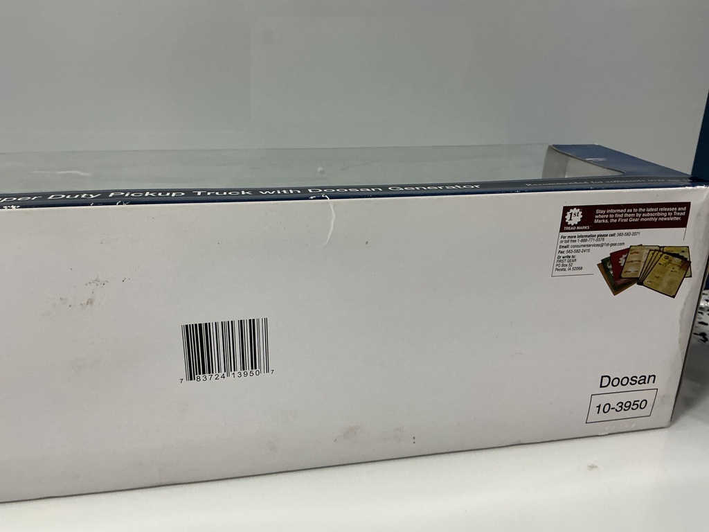 1/34 FIRST GEAR F250 SUPER DUTY TRUCK AND DOOSAN GENERATOR  - Photo 2