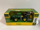 1/50 ERTL PRESTIGE GRAPPLE SKIDDER 748H  - Photo 4