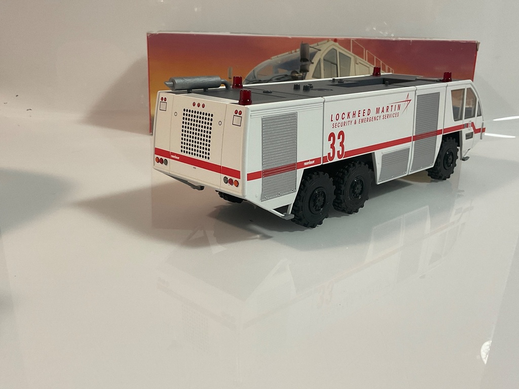 1/43 ROSENBAUER AMERICA PANTHER 6X6 ARFF VEHICLE LOCKHEED MARTIN  - Photo 6