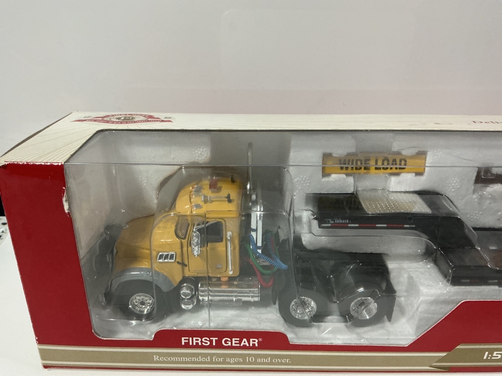 1:50 FIRST GEAR MACK GRANITE WITH LOWBOY YELLOW - Photo 2
