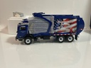 1/34 FIRST GEAR MR FRONT END LOADER REFUSE TRUCK W/ TRASH BIN  19-0037 - Photo 2