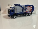 1/34 FIRST GEAR MR FRONT END LOADER REFUSE TRUCK W/ TRASH BIN  19-0037 - Photo 4