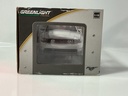 1/18 GREENLIGHT  2010 Ford Mustang GT BOX DAMAGED - Photo 4