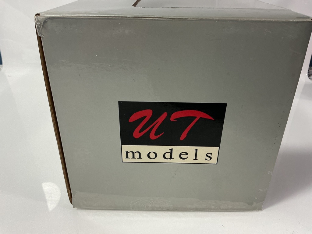 1/18 UT MODELS 2000 DAYTONA PACE CAR CORVETTE ROLEX - Photo 3
