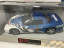 1/18 UT MODEL 99 DAYTONA CORVETTE PACE CAR. - Photo 5