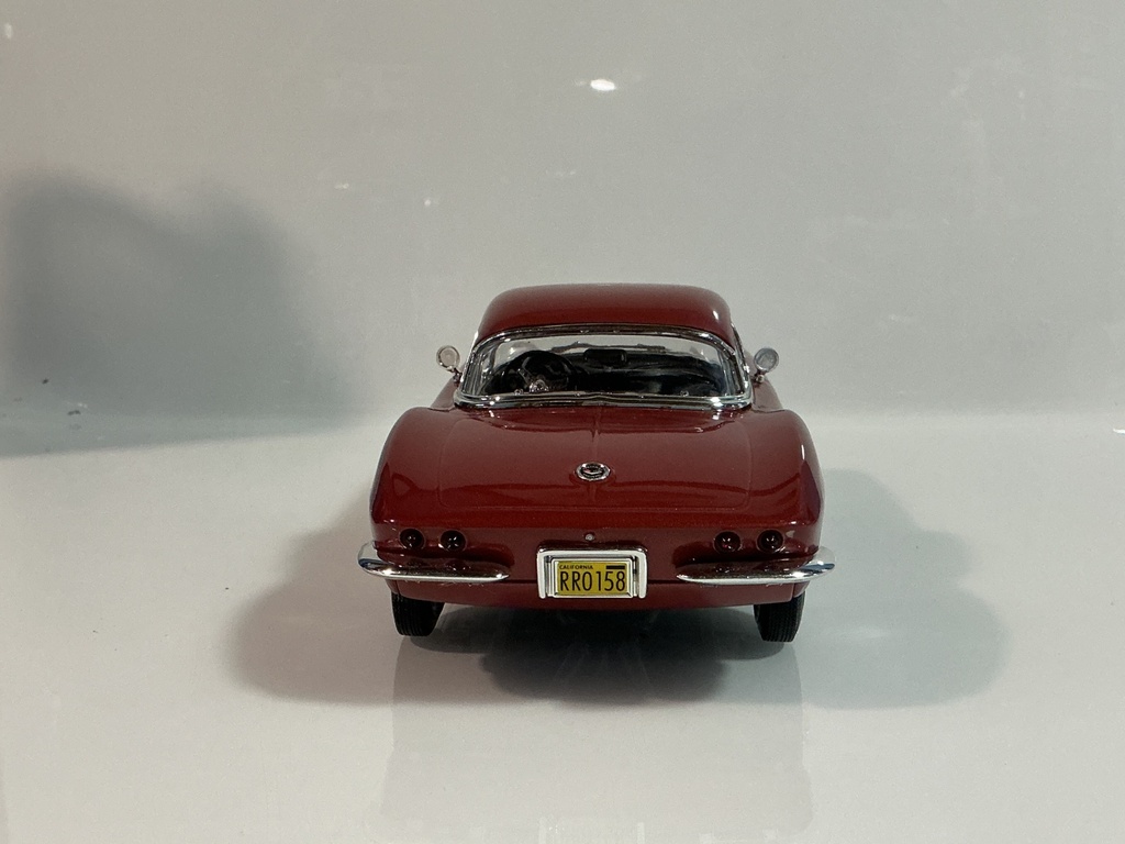 ERTL 1962 CORVETTE BURGUNDY ON BLACK - Photo 7
