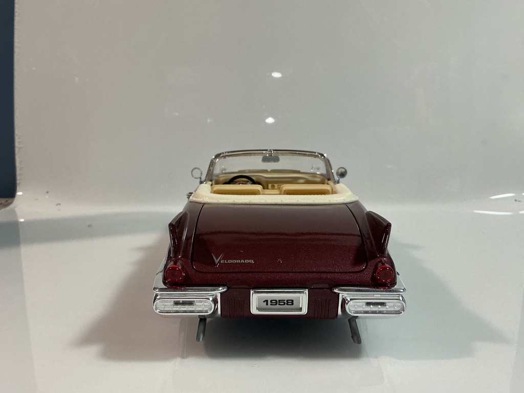 1/18 MOTORMAX 1958 CADILLAC ELDORADO PURPLE ON TAN - Photo 5