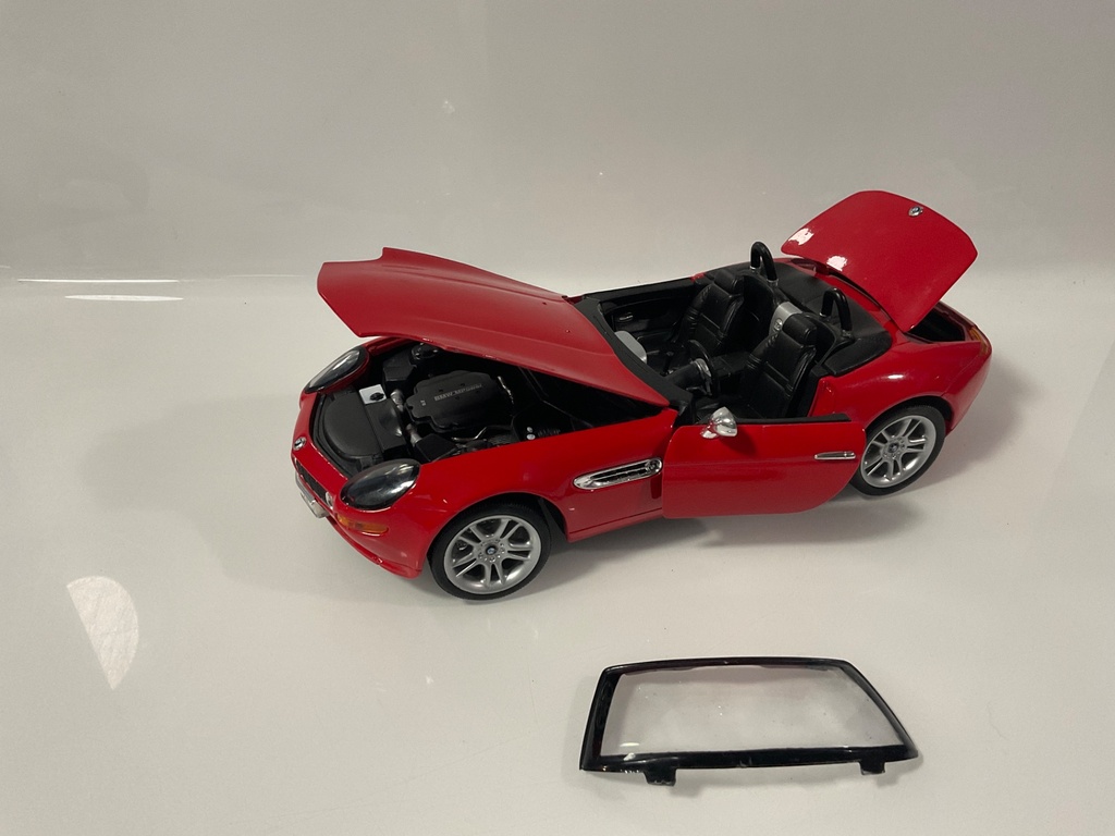 1/18 WELLY BMW Z8 RED ON BLACK “ JUNK CAR “ - Photo 2