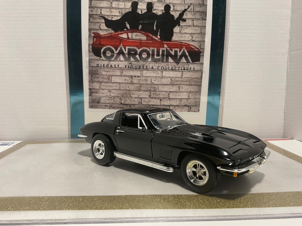 1/18: ERTL 1967 CHEVROLET CORVETTE STINGRAY GOODYEAR BLACK ON BLACK image