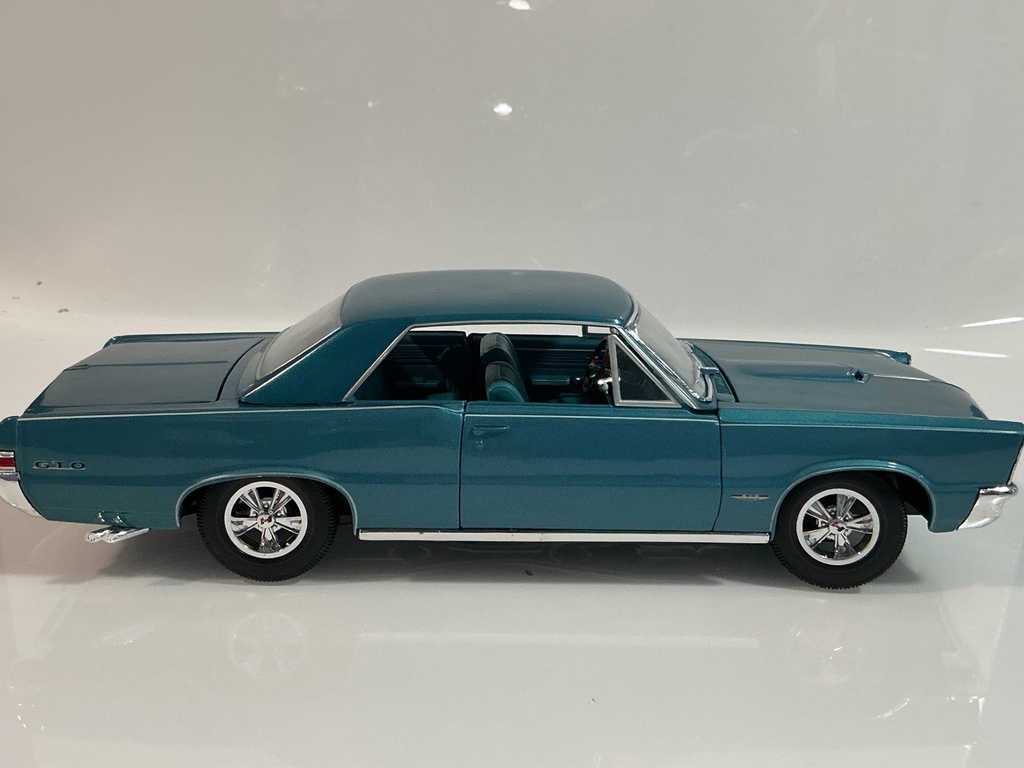 1/18 MAISTO 1965 PONTIAC GTO BLUE ON BLUE  - Photo 7