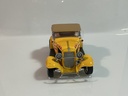 1/18 ROAD LEGENDS 1932 FORD ROADSTER YELLOW ON TAN  - Photo 2