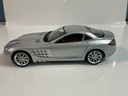 1/18 MAISTO 2003 MERCEDES MCLAREN SLR SILVER ON RED - Photo 2