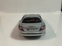 1/18 MAISTO 2003 MERCEDES MCLAREN SLR SILVER ON RED - Photo 3