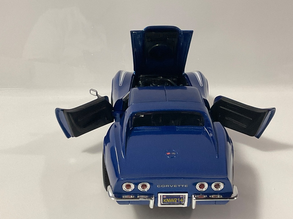 1/18 HOT WHEELS 1969 CHEVROLET CORVETTE STINGRAY BLUE ON BLACK - Photo 3