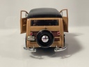 1/18 MAISTO 1948 CHEVROLET FLEET-MASTER ( WOODY ) BLACK/TAN ON BROWN   - Photo 3