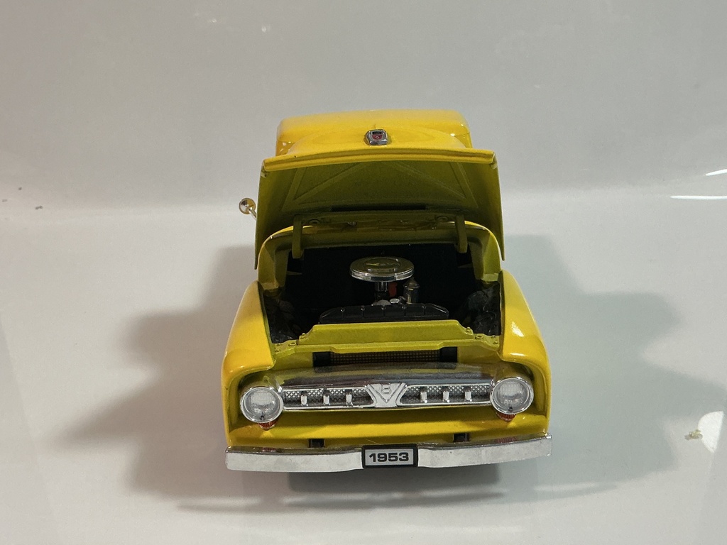 1/18 ROAD LEGENDS 1953 FORD PICKUP  - Photo 4