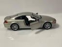 1/18 HOTWHEELS BMW 645 CI COUPE SILVER ON GRAY - Photo 4