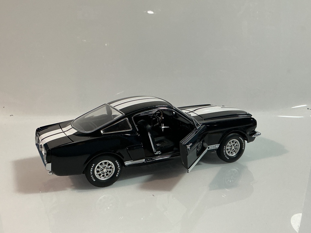 1/18 EXACT DETAILS REPLICAS RAVEN BLACK 1966 SHELBY G.T. 350 - Photo 7