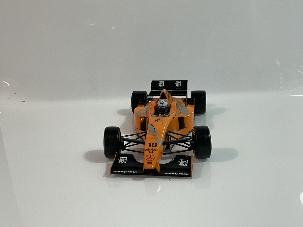 MINICHAMPS MCLAREN MERCEDES MP TEST CAR DAVID COULTHARD [MISSING MIRROR] - Photo 2