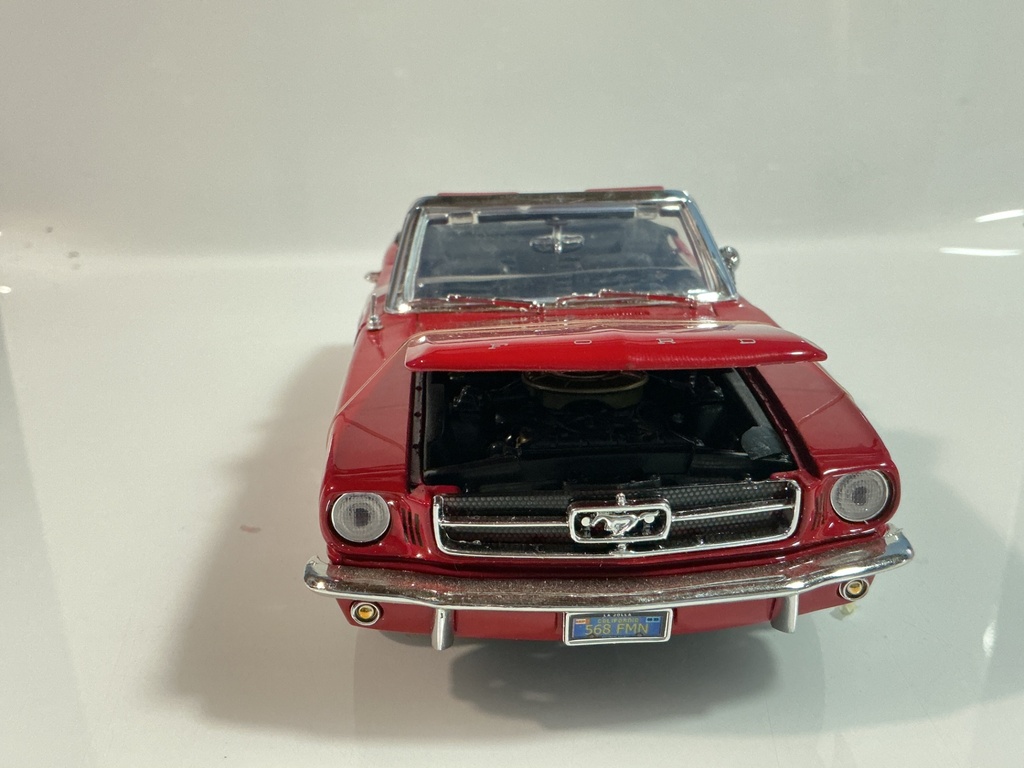 1/18 MOTORMAX 1964 MUSTANG RED ON BLACK  - Photo 7