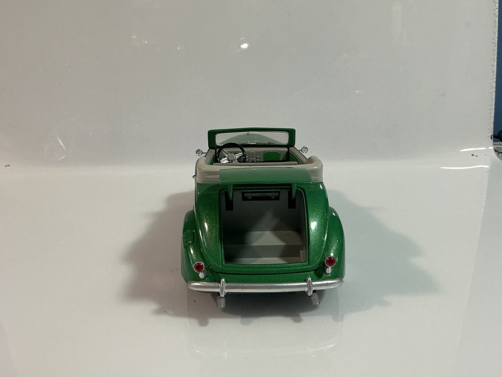 1/18 ROAD LEGENDS 1937 FORD  CONVERTIBLE GREEN ON GREEN / GRAY - Photo 4