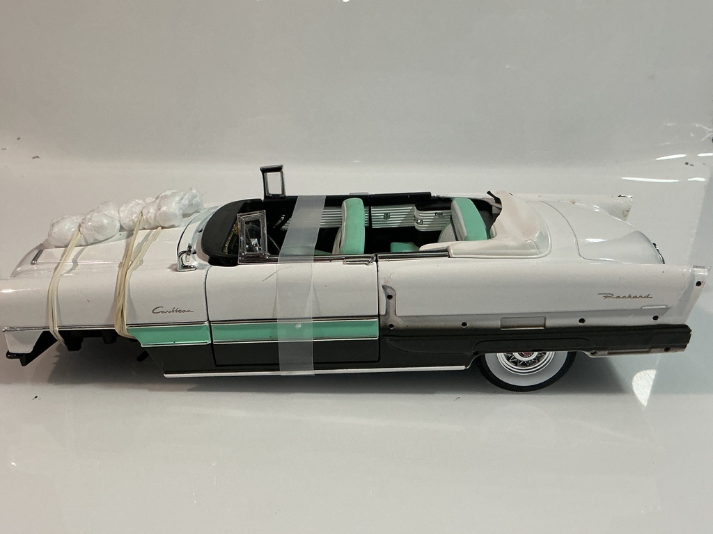 ROAD SIGNATURE 1955 PACKARD CARIBBEAN JUNKYARD PARTS CAR - Photo 2