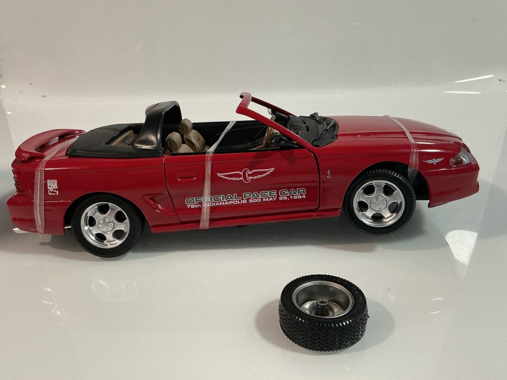 1/18 JOUEF EVOLUTION MUSTANG 94 OFFICIAL PACE CAR [TIRE LOOSE] - Photo 4