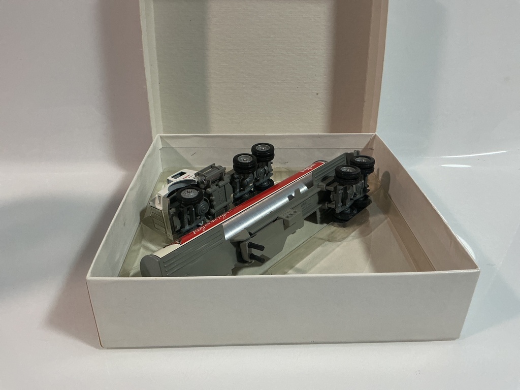 1/64 WINROSS EXXON TRUCK AND TANKER - Photo 3