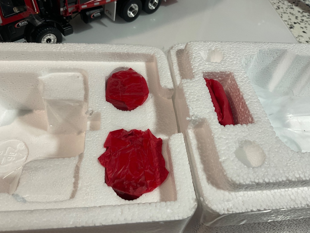 1/34 MACK TERRAPRO W/MCNEILUS REAR LOAD REFUSE RDK 10-4338 - Photo 6