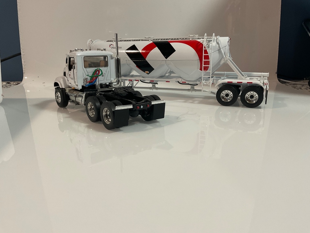 1/34 FIRST GEAR MACK GRANITE W/ HEIL DRY BULK TRAILER HOLCIM 19-3699 - Photo 6