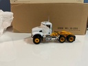1/34 FIRST GEAR MACK GRANITE W/DRY BULK HEIL TRAILER ESSROC 19–3555 * - Photo 4