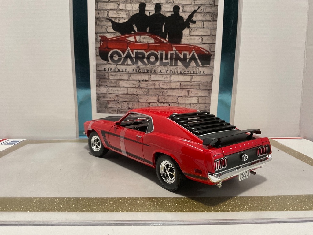 1/18: WELLY 1969 FORD MUSTANG BOSS 302 RED ON BLACK image