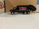 1/34 FIRST GEAR FREIGHTLINER M2 REAR LOAD REFUSE 19-0044  - Photo 3
