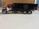 1/34 FIRST GEAR MACK GRANITE ROLL OFF REFUSE TRUCK 19-0046  - Photo 4