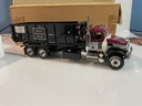 1/34 FIRST GEAR MACK GRANITE ROLL OFF REFUSE TRUCK 19-0046  - Photo 5