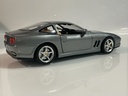 1/18 BURAGO FERRARI 550 MARANELLO (1996) DARK GREY ON TAN - Photo 5