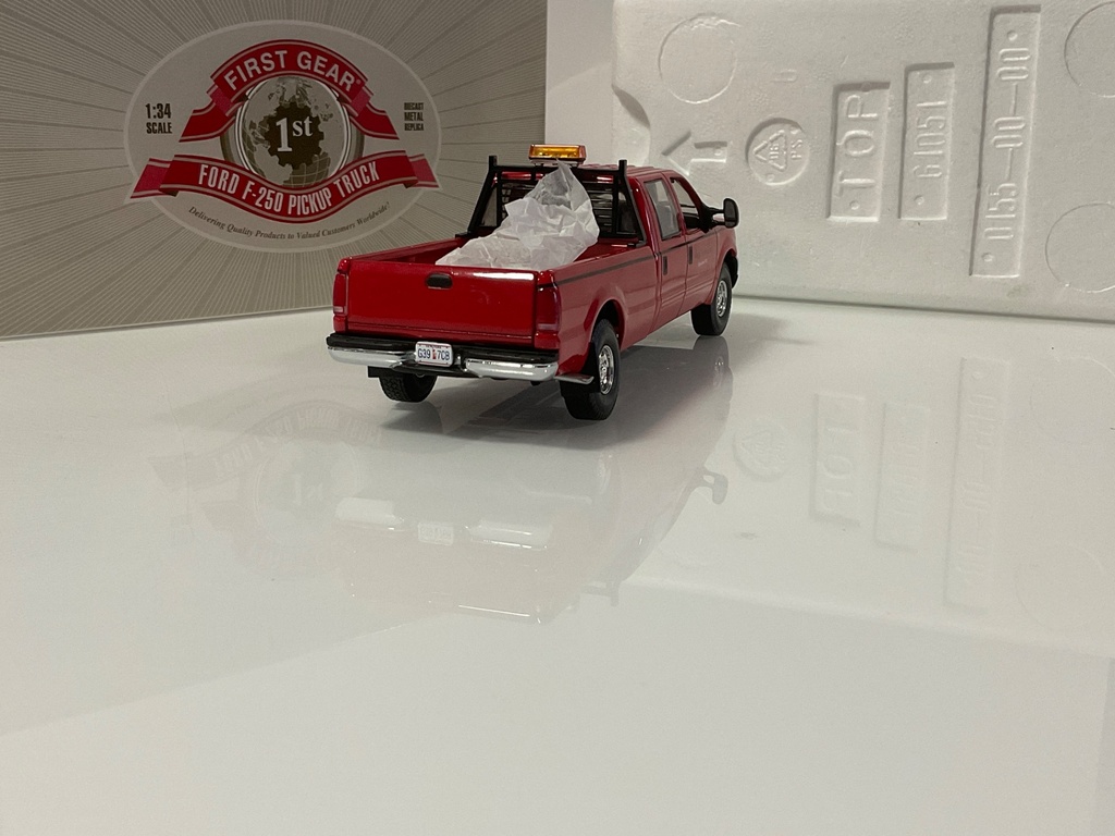 1/34 FIRST GEAR FORD F250 PICKUP J&A TRUCKING  - Photo 5