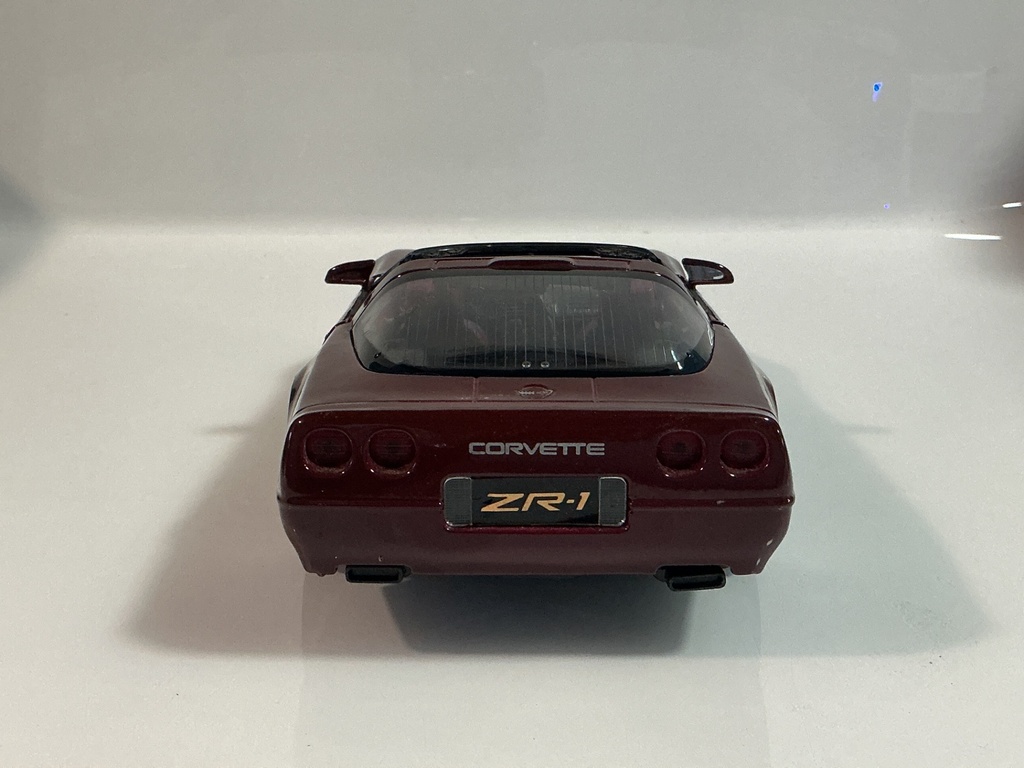1/18 MAISTO 1992 CORVETTE ZR-1 RED ON RED [LIGHT RASHING] - Photo 4