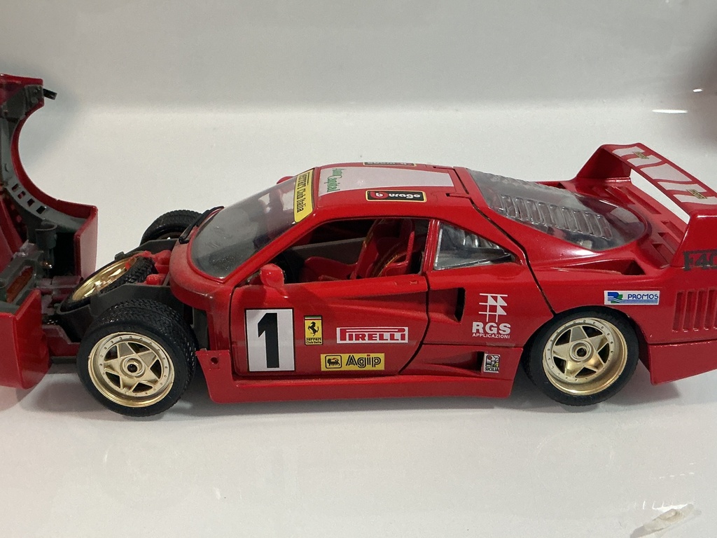 1/18 BURAGO 1987 FERRARI F40 #1 PIRELLI RED ON GREY - Photo 2