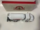 1/34 FIRST GEAR INTERNATIONAL  4400 WITH PROPANE BODY CENEX 19-3596 - Photo 4