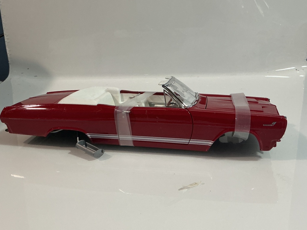 1/18 [PARTS CAR] 1966 MERCURY CYCLONE GT RED ON WHITE - Photo 2