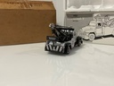 1/34 FIRST GEAR 1955 DIAMOND -T TOW TRUCK 19-0009 - Photo 4