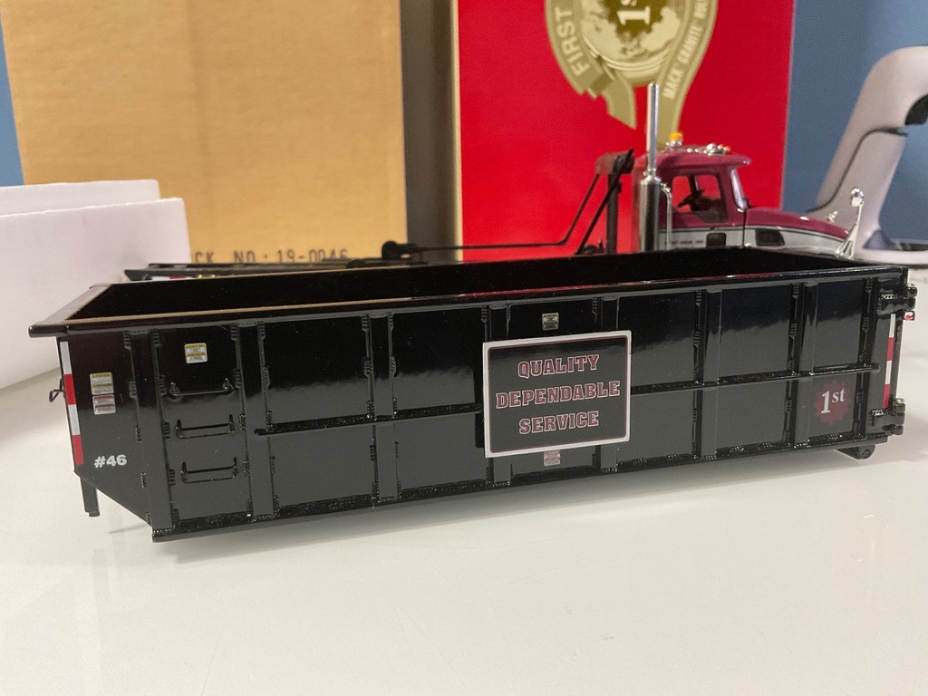 1/34 FIRST GEAR MACK ROLL OFF REFUSE 19-0046 - Photo 5