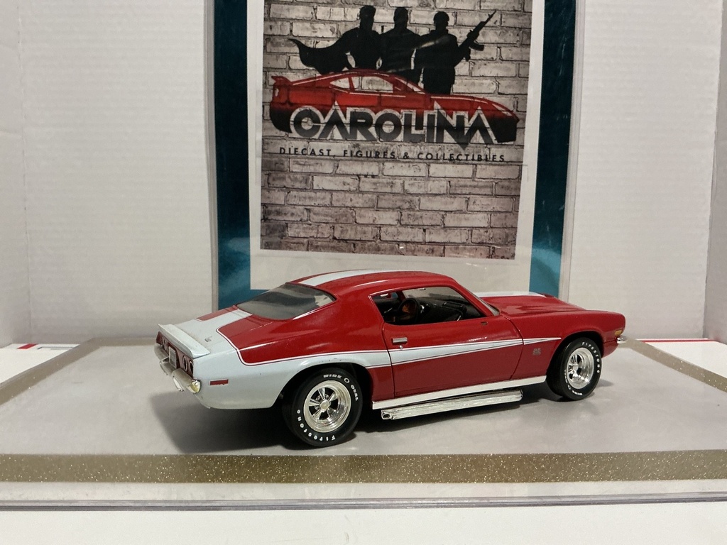 1/18: ERTL 1970 CHEVROLET CAMARO BALDWIN “MINOR RASH ON HOOD, MISSING MIRROR” image