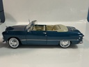 1/18 MAISTO 1949 FORD BLUE ON CREAM [BENT ANTENNA] - Photo 2