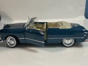 1/18 MAISTO 1949 FORD BLUE ON CREAM [BENT ANTENNA] - Photo 3