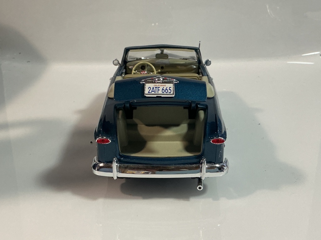 1/18 MAISTO 1949 FORD BLUE ON CREAM [BENT ANTENNA] - Photo 5