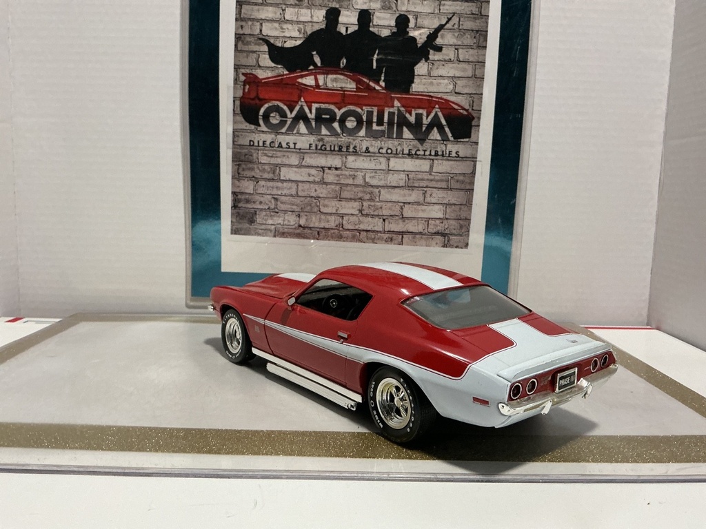 1/18: ERTL 1970 CHEVROLET CAMARO BALDWIN “MINOR RASH ON HOOD, MISSING MIRROR” image