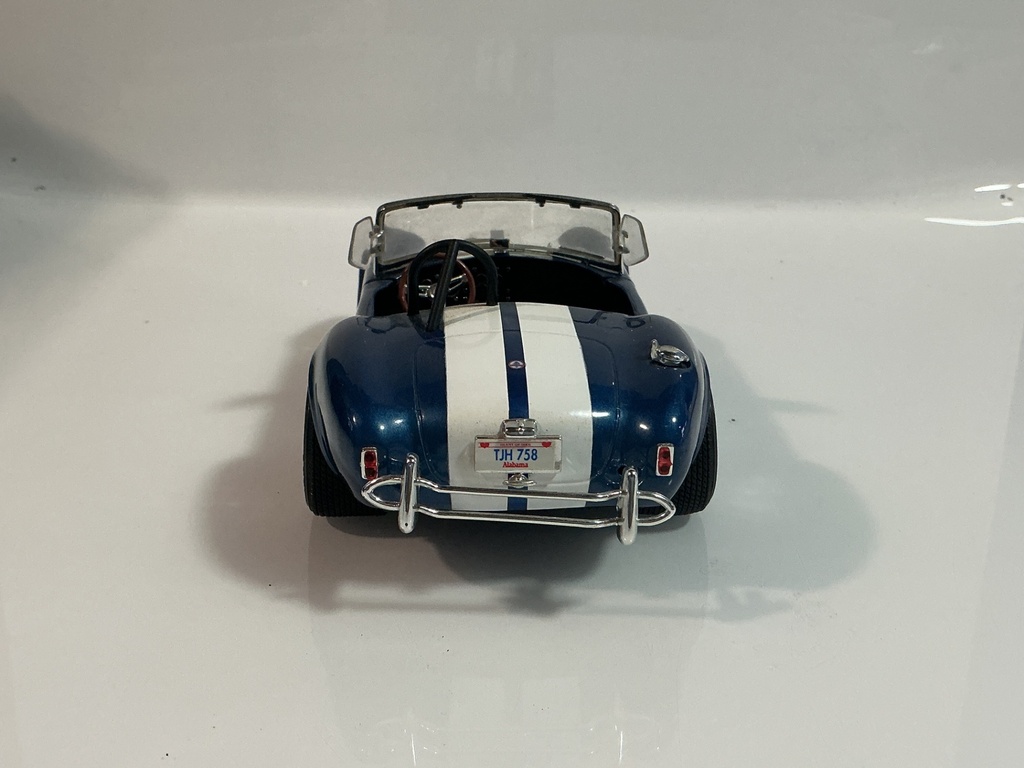 1/18 ERTL 1965 SHELBY COBRA 427 BLUE ON WHITE  - Photo 3